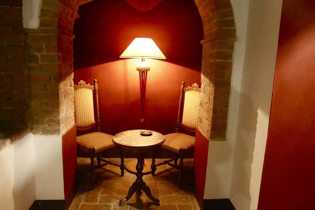 Agriturismo Castello Saltemnano Buonconvento Bagian luar foto