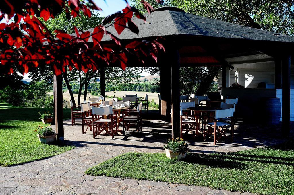 Agriturismo Castello Saltemnano Buonconvento Bagian luar foto
