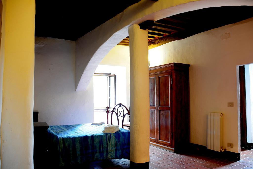 Agriturismo Castello Saltemnano Buonconvento Ruang foto