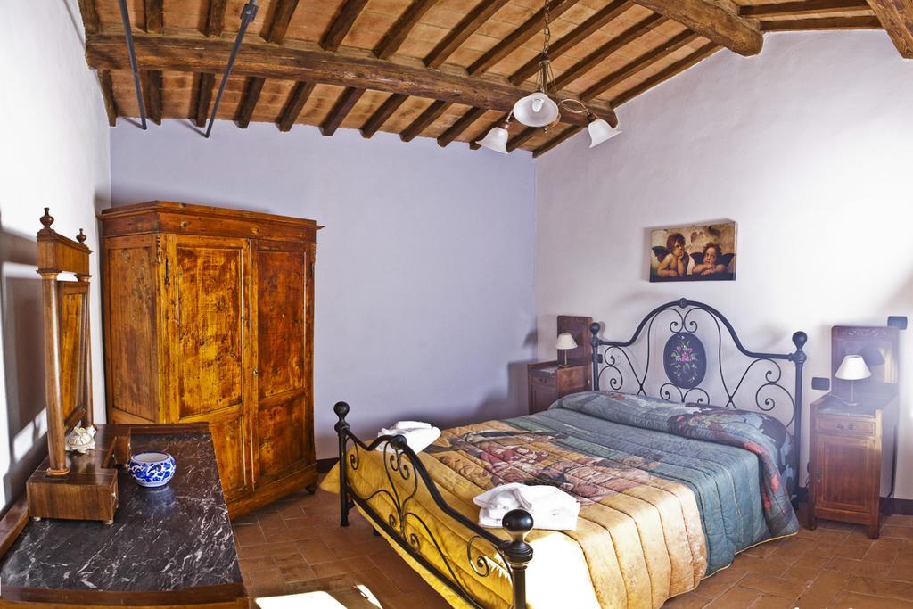 Agriturismo Castello Saltemnano Buonconvento Ruang foto